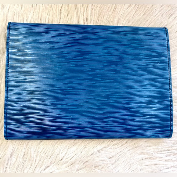 SOLD❌Authentic LOUIS VUITTON Clutch Bag Jena Blue Epi - Picture 7 of 12
